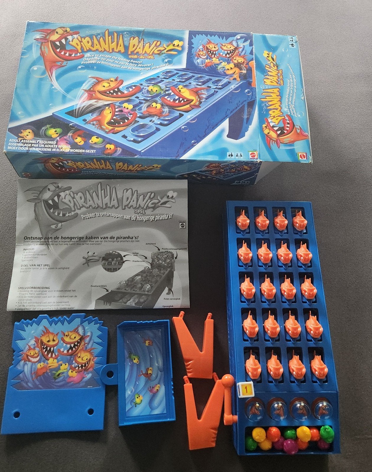 Piranha Panic! Gezellig familiespel, Ophalen of Verzenden, Zo goed als nieuw