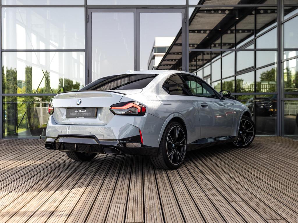 BMW 2-serie Coupé M240i xDrive | HARMAN KARDON | STOELMEMOR, Auto's, BMW, 12 maanden, Gebruikt, Euro 6, Automatische klimaatregeling