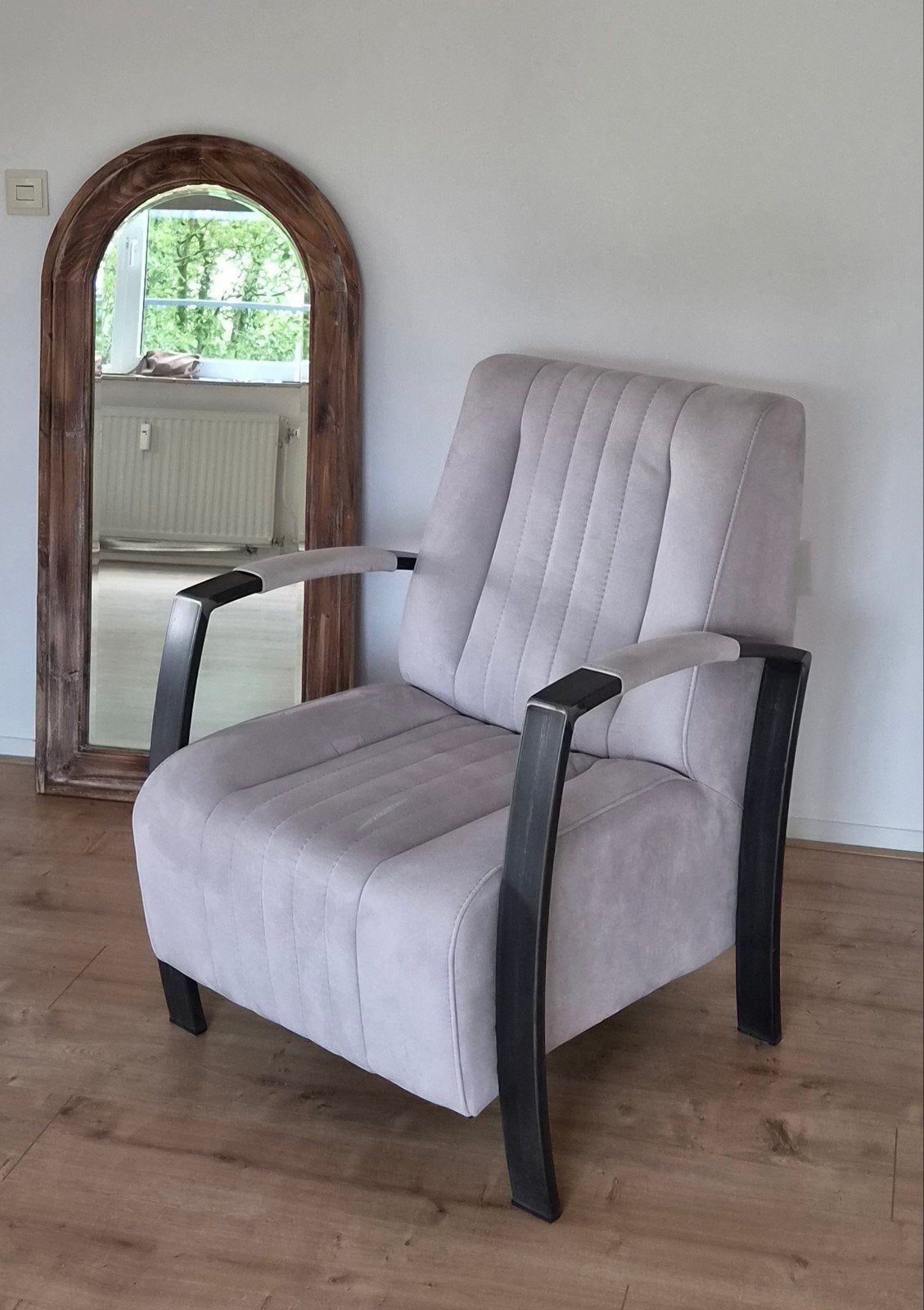 prachtige en heerlijk zittende fauteuil, Ophalen, Hout, Zo goed als nieuw, Modern, Tijdloos