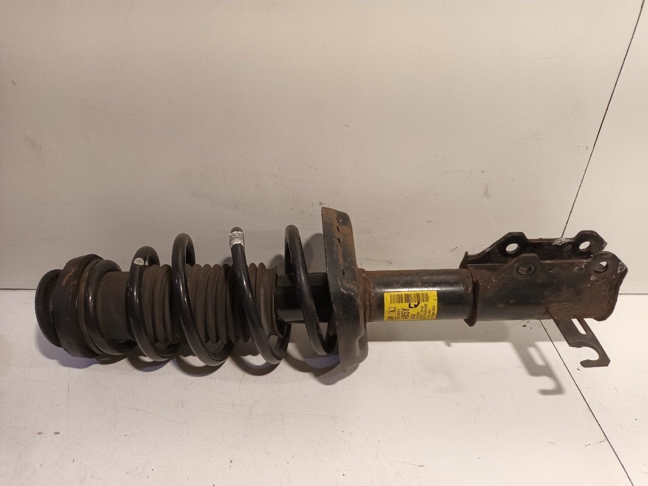 Veerpoot links voor Opel Zafira, Onderdelen@venauto.nl, Van der Ven Autorecycling B.V., Gebruikt, Ettenseweg 76, 4706 PB Roosendaal, The Netherlands