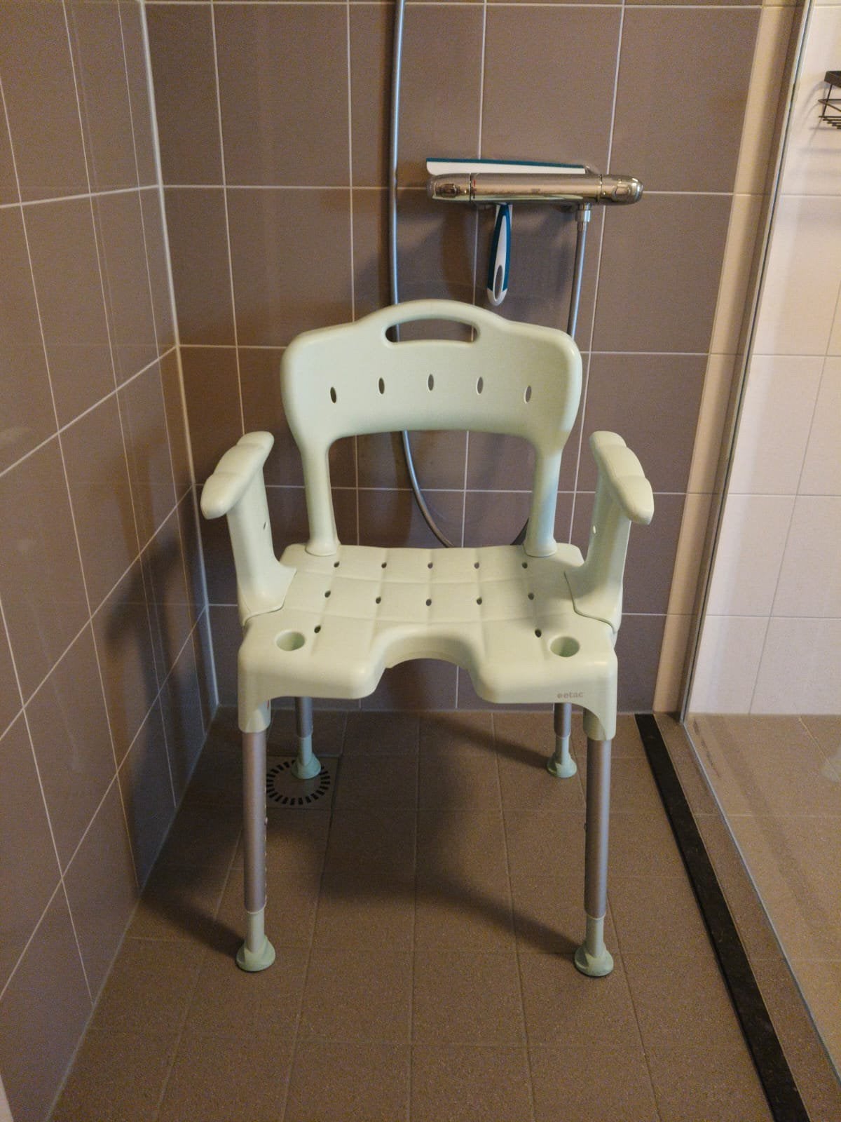 Douche stoel, Ophalen, Zo goed als nieuw