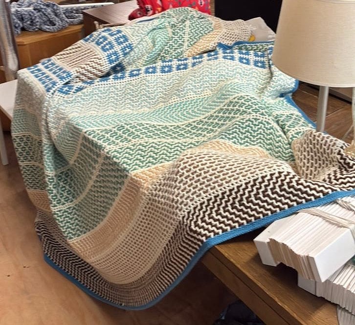 2 persoons sprei bed / woondeken gehaakt, Huis en Inrichting, Woonaccessoires | Plaids en Woondekens, Gebruikt, -, -, Ophalen of Verzenden