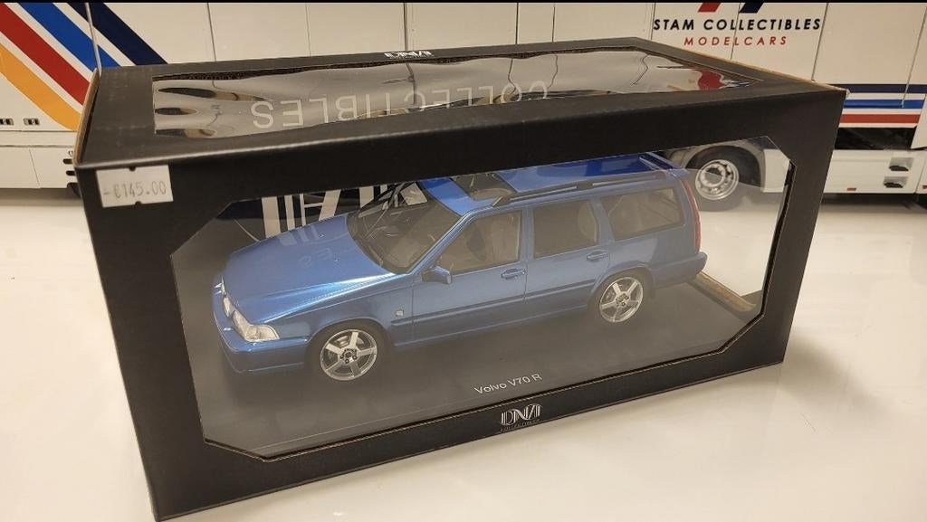 DNA Models Volvo V70 R Blue Metallic, Overige merken, Auto, Ophalen of Verzenden, Zo goed als nieuw