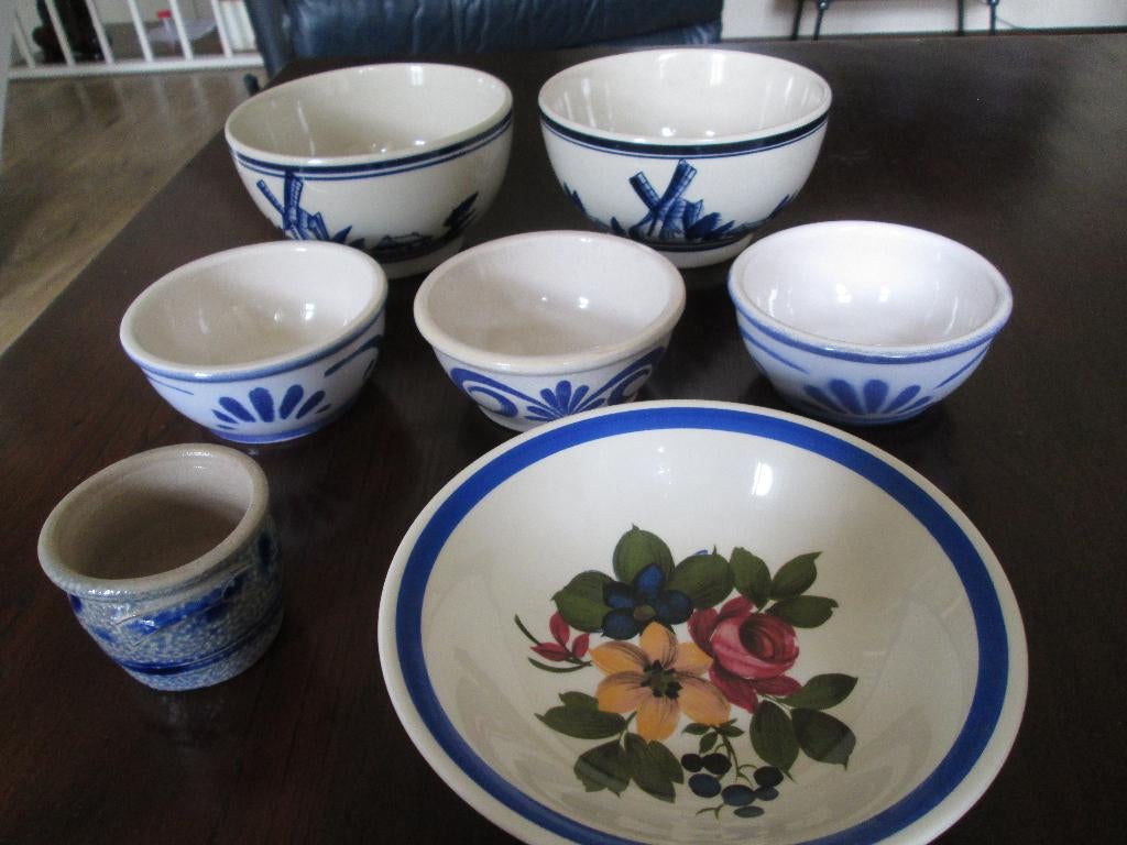 7 Diverse schaaltjes Retro Handbeschilderd, w.o. Wedgwood, Ophalen of Verzenden