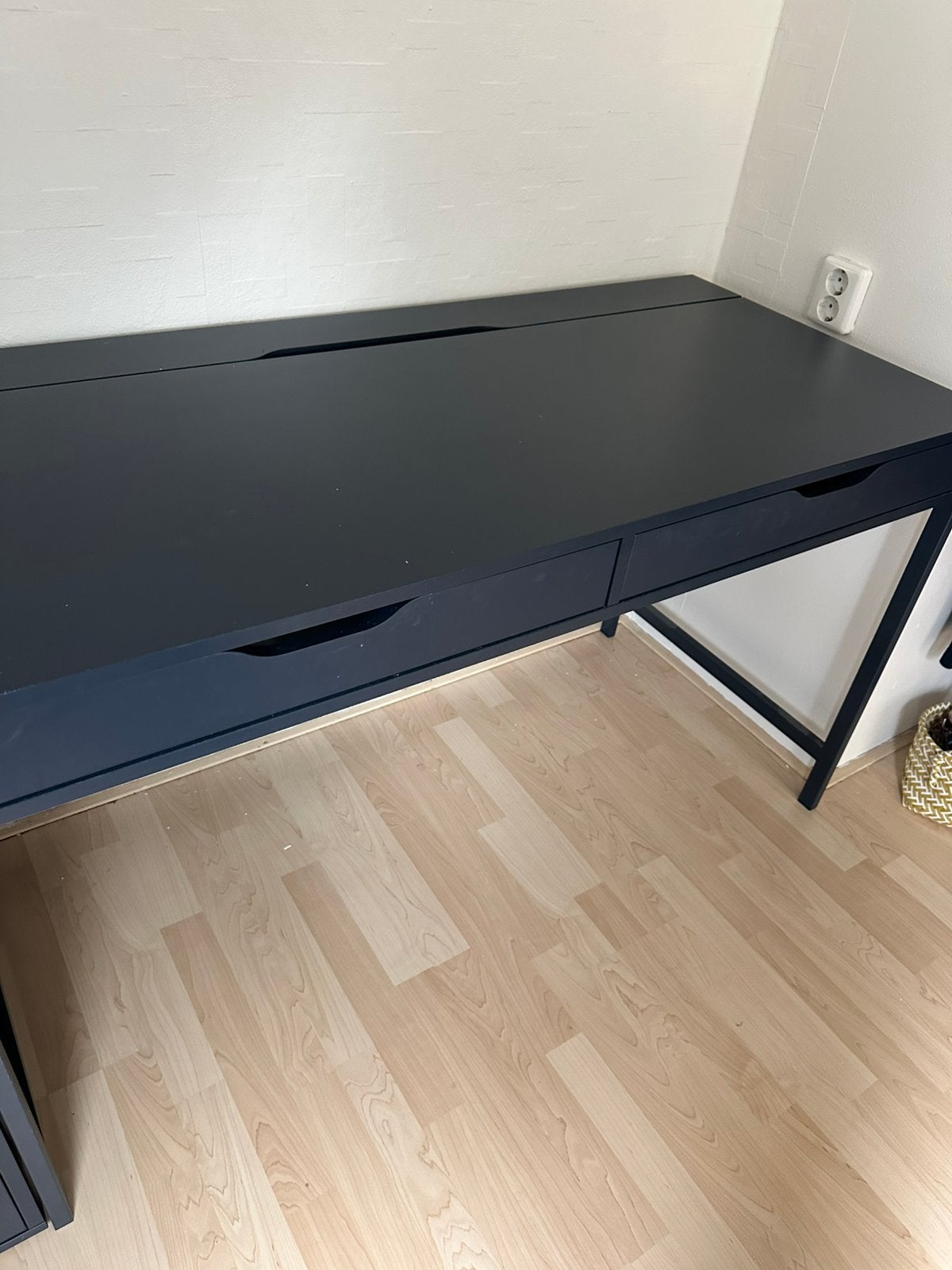 Donkerblauw bureau, Ophalen, Gebruikt