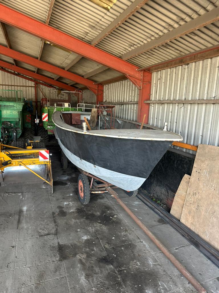 Robuuste Stalen Sloep - Projectboot met Motor, Ophalen of Verzenden, Gebruikt