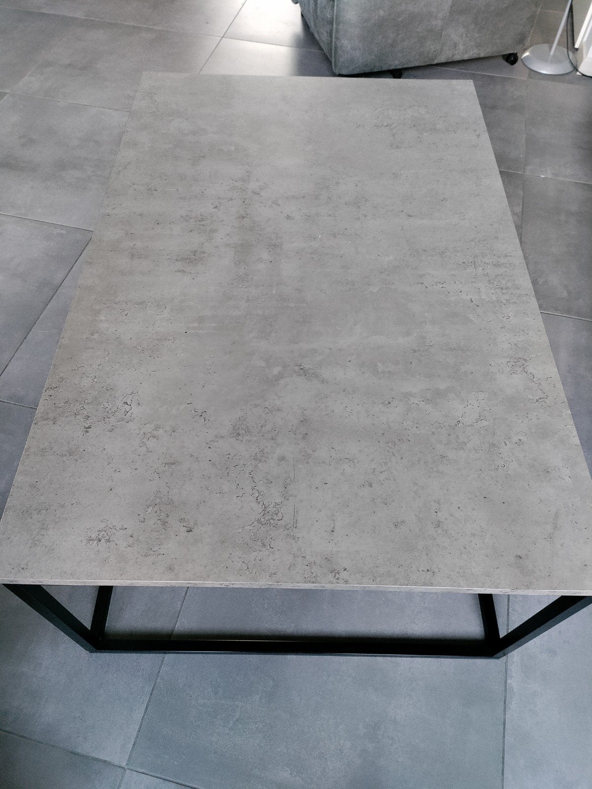 salontafel met metalen onderstel en houten bovenblad, Ophalen, 100 tot 150 cm, 50 tot 100 cm, Metaal