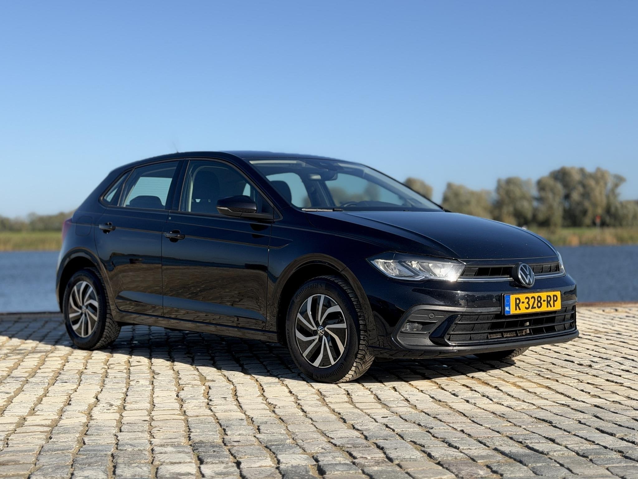 Volkswagen Polo 1.0 TSI Go|Virtual Dash|Stoel vw|Camera, Voorwielaandrijving, Dealer onderhouden, Stof, Gebruikt