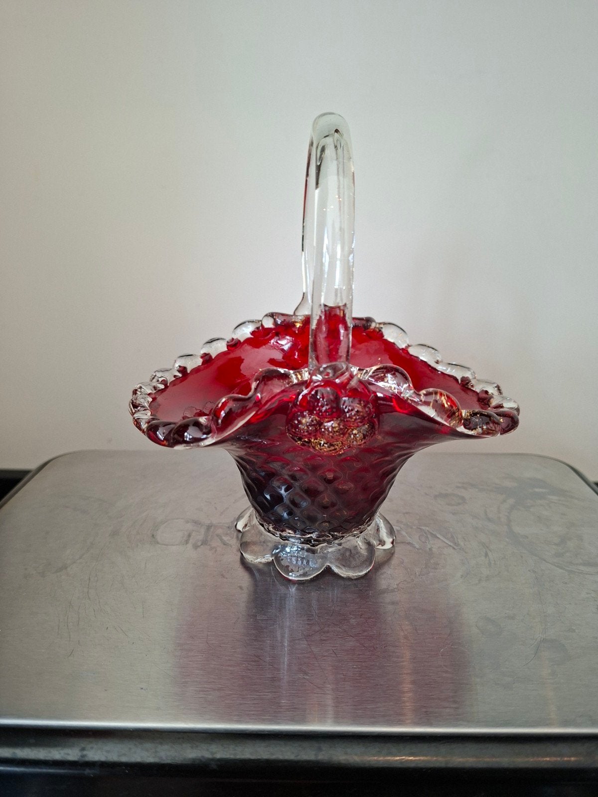 Vintage Murano Glazen Mandje - Rood met Gouden Details, Antiek en Kunst, Antiek | Glas en Kristal, Ophalen of Verzenden
