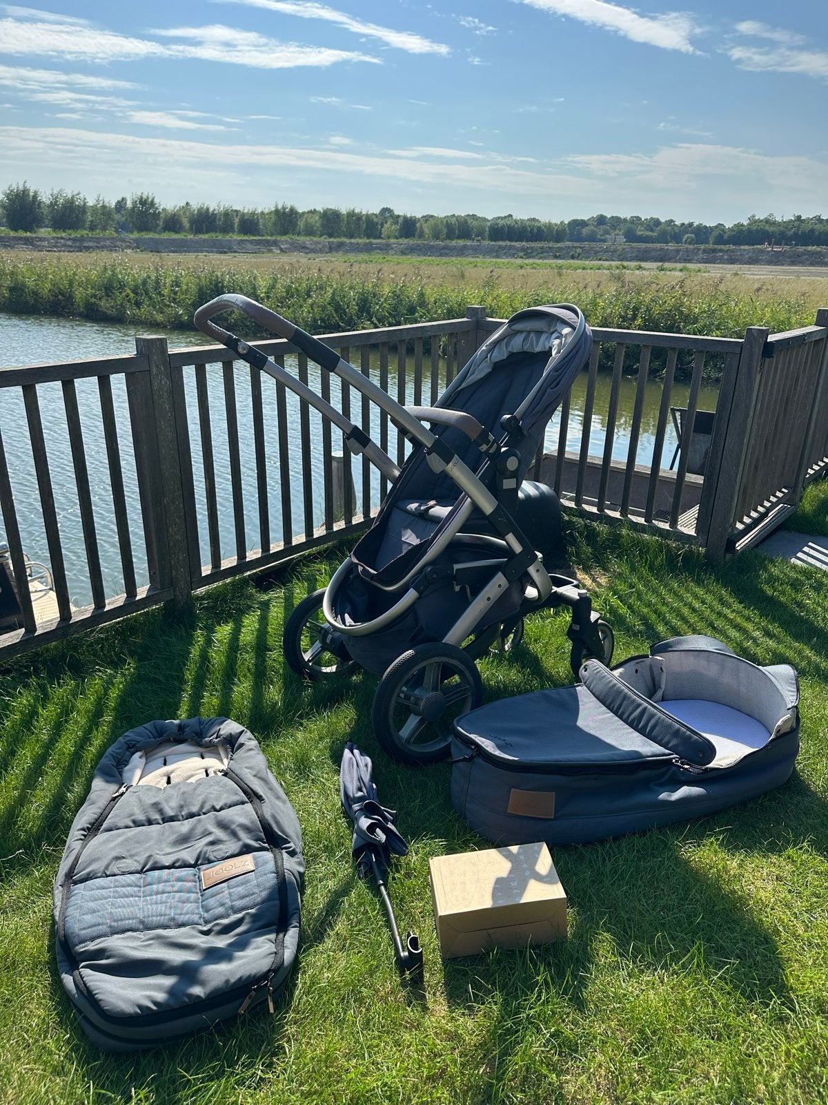 Joolz Geo 1 kinderwagen met reiswieg en accessoires, Gebruikt, Combiwagen, Met reiswieg, Ophalen