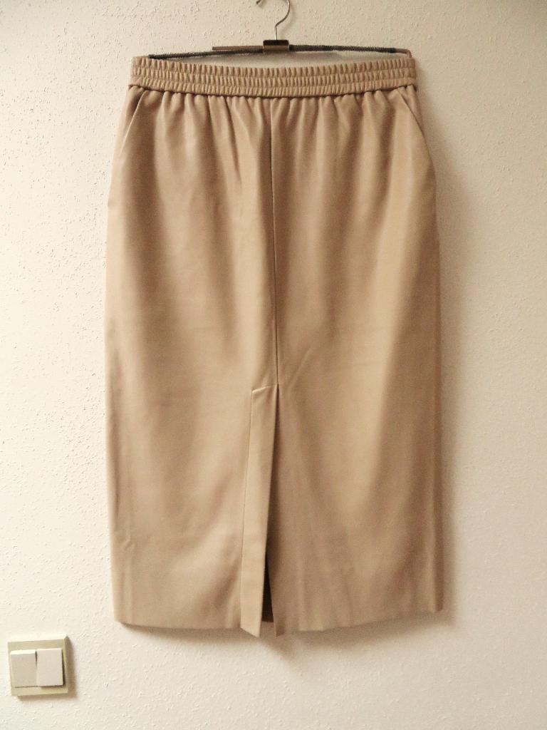X25 FEMMES DU SUD nieuwe rok imitatie leer beige M 38/40, Kleding | Dames, Rokken, Maat 38/40 (M), Beige, Nieuw, Ophalen of Verzenden