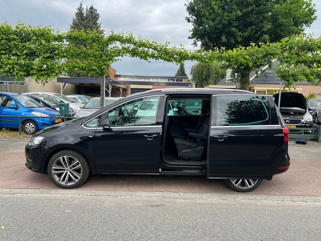 Volkswagen Sharan 1.4 TSI Highline 6p. *PDC| PANO-SCHUIFDAK, Auto's, Volkswagen, Euro 5, 4 cilinders, 150 pk, Alcantara