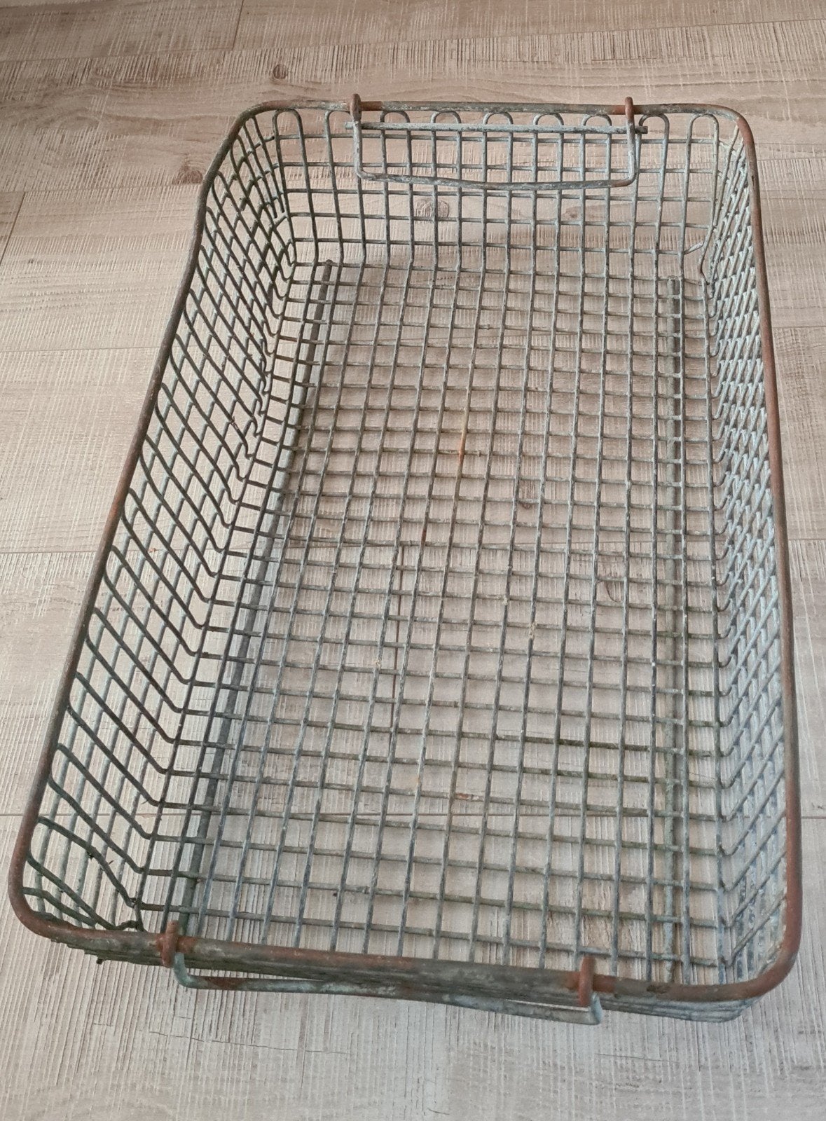 Metalen mand, draadmand, Ophalen