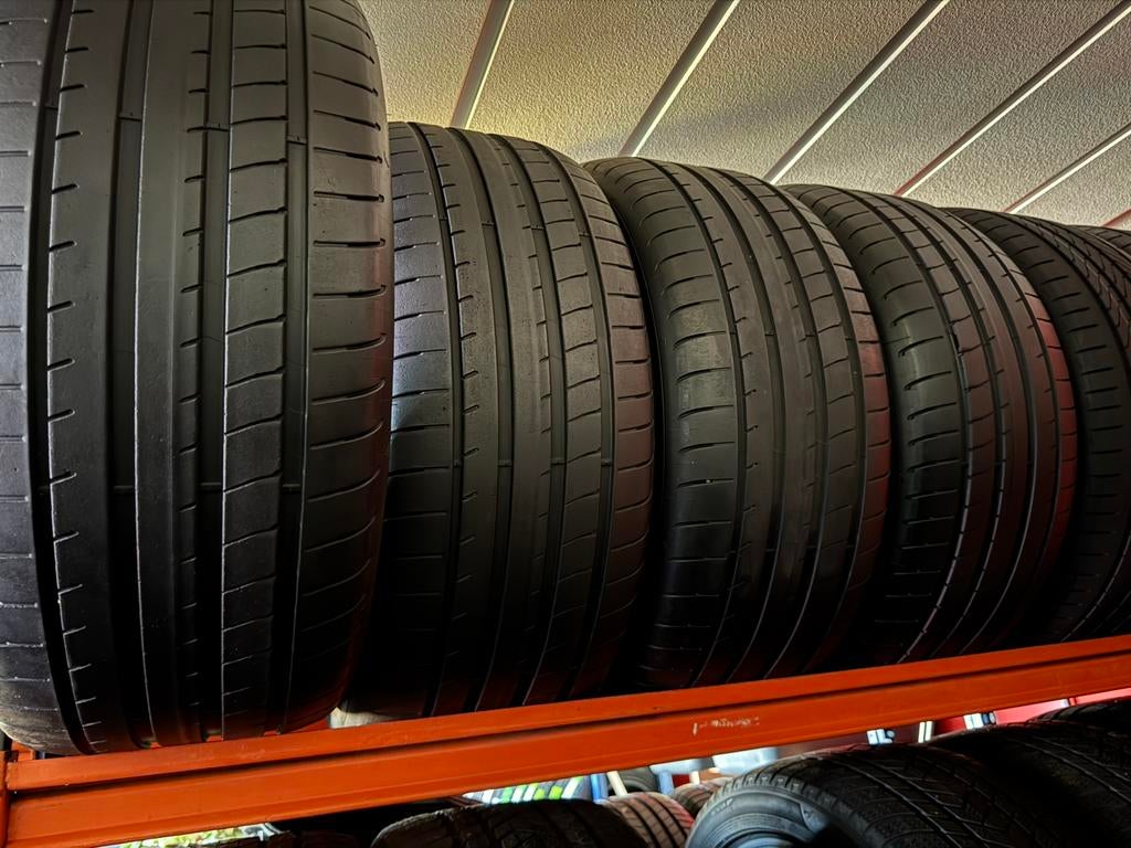 Set Goodyear zomerbanden 285/45/21, 285-45-21, 285 45 21, Gebruikt, 285 mm, Band(en), Personenwagen