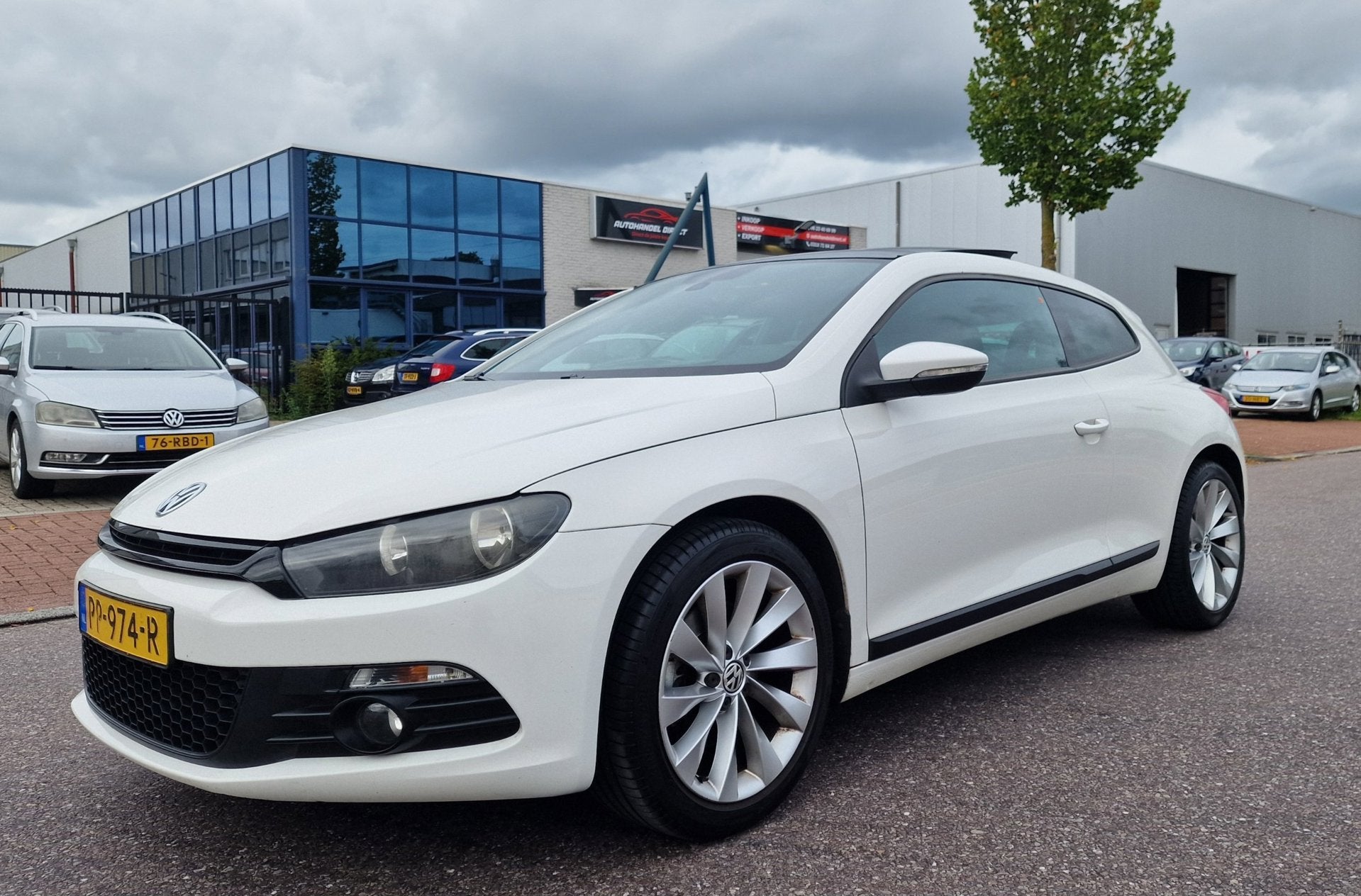 Volkswagen Scirocco 1.4 TSI PANORAMA PSENSOR CRUISE 2 X SLEU, Auto's, Voorwielaandrijving, Euro 5, 15 km/l, Gebruikt