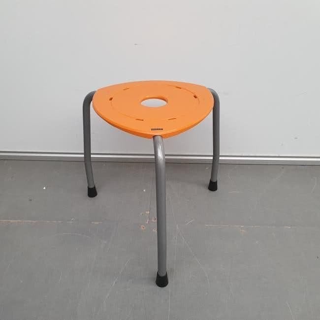 krukken AHREND 262 kunststof krukjes schoolkrukken, Ophalen, Kunststof, Gebruikt, X