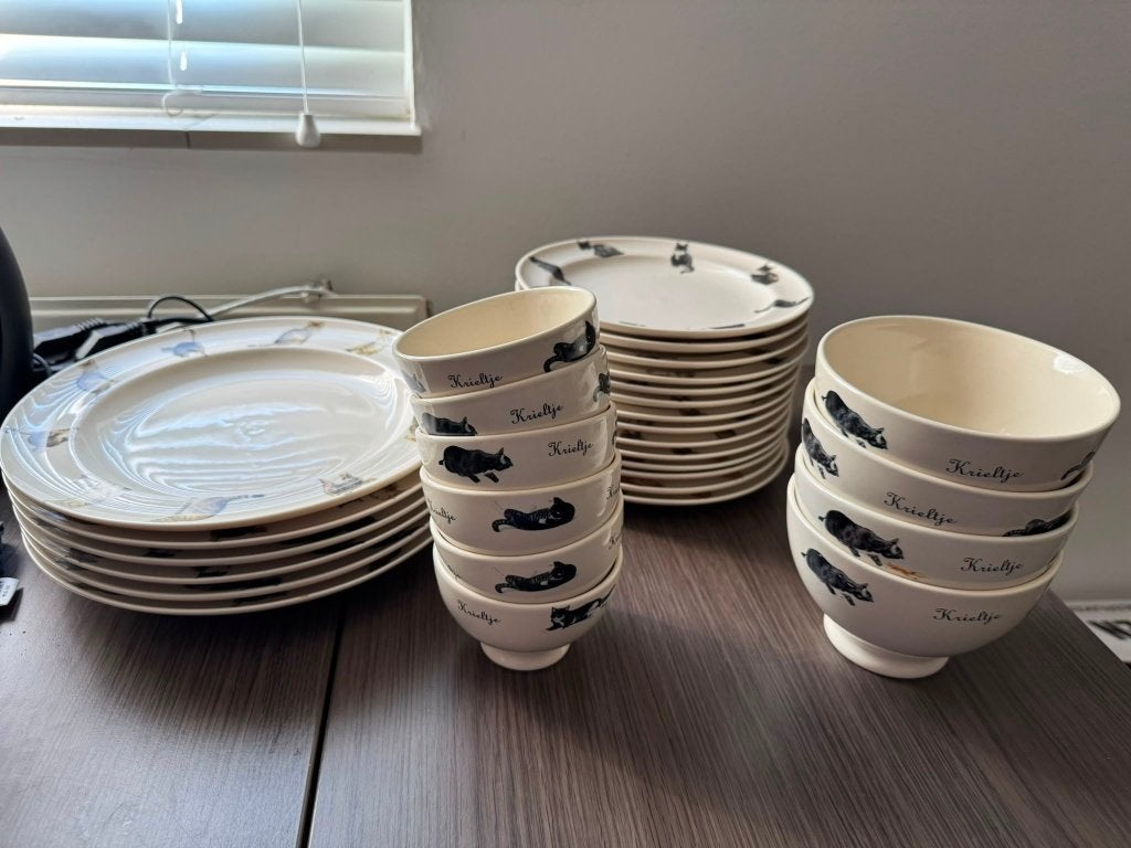 Servies van Franciens katten, Ophalen, Zo goed als nieuw, Overige stijlen, Aardewerk