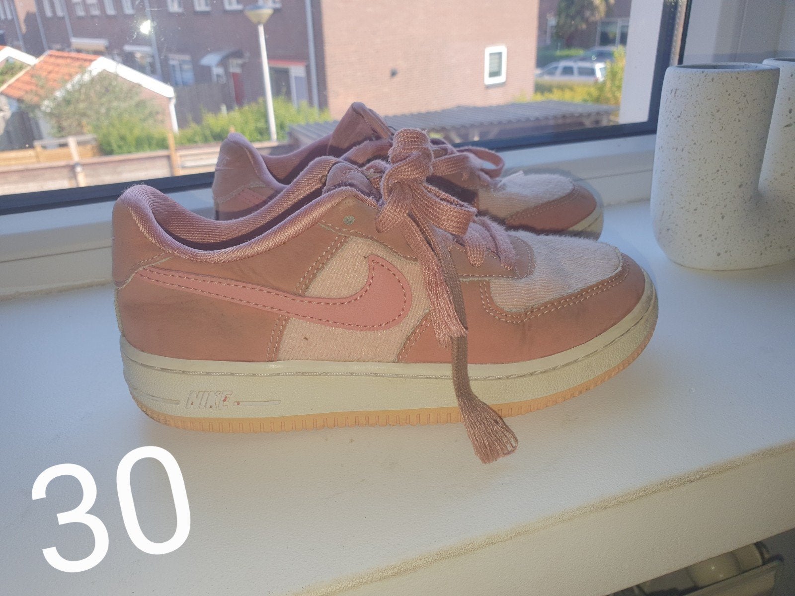 Roze Nike Air Force 1 sneakers, maat 30 KOOPJE 🌸, Meisje, Sportschoenen, Ophalen of Verzenden, Zo goed als nieuw