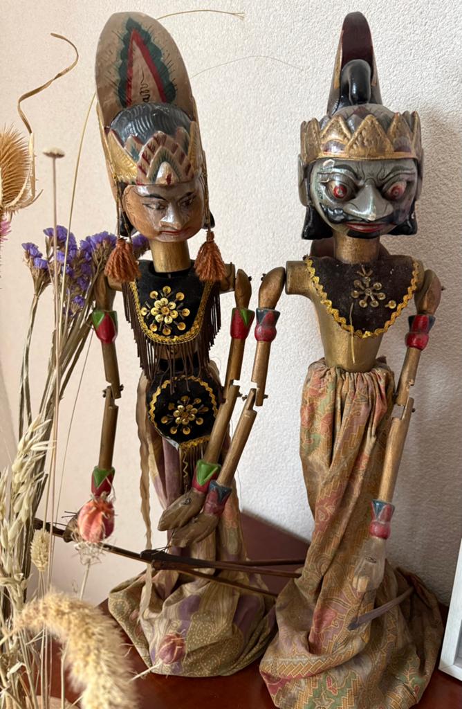 2 antieke wajangpoppen in uitstekende staat, Antiek en Kunst, Ophalen of Verzenden