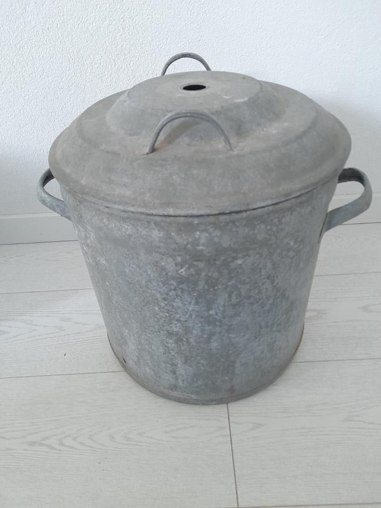 Zinken emmer teil met deksel, Ophalen of Verzenden, Kunststof, Met deksel