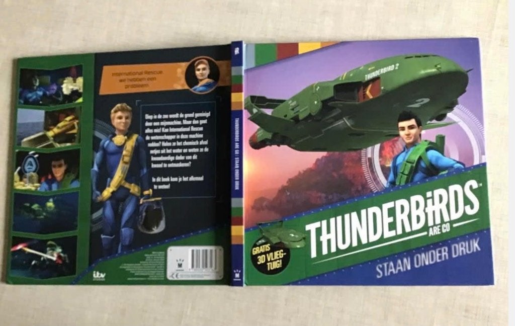3 uitgaves van de Thunderbirds, Boeken, Meerdere stripboeken, Ophalen of Verzenden, Gelezen