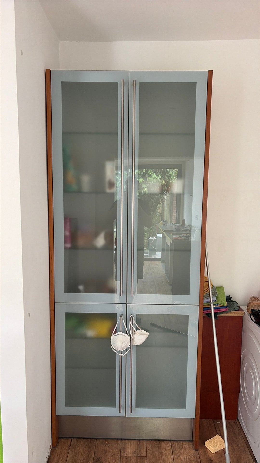 Bulthaup 25 /2500 vitrinekast melkglazen deuren en planken, Ophalen, Gebruikt, 50 tot 100 cm, Minder dan 100 cm