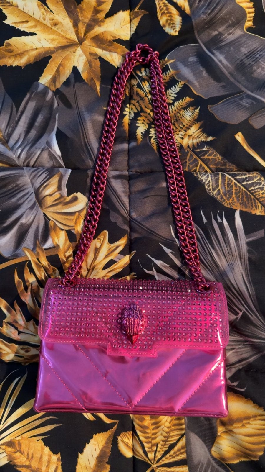 Roze Kurt Geiger Kensington tas met strass en ketting, Ophalen of Verzenden, Zo goed als nieuw, Roze, Schoudertasje