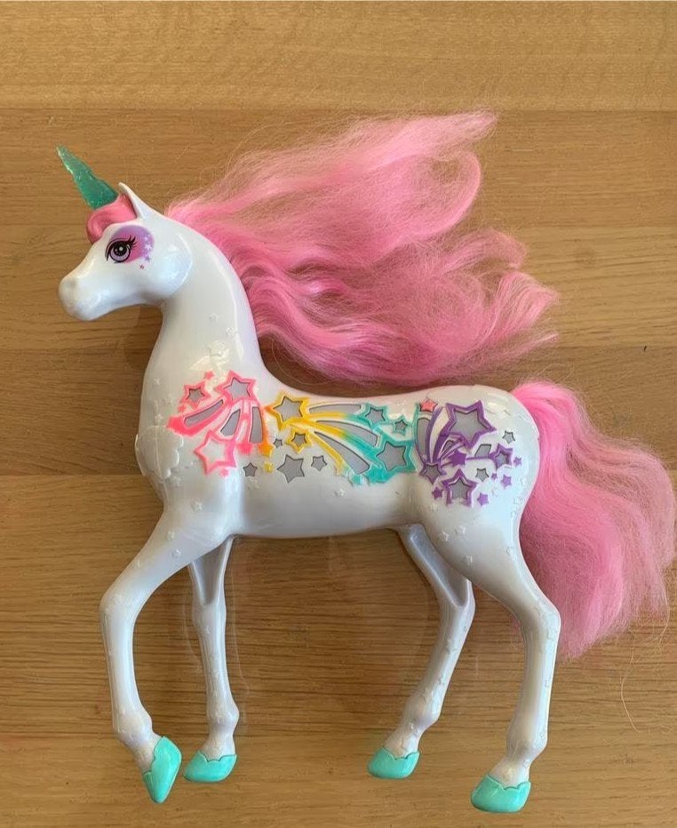 Barbie eenhoorn dreamtopia, Ophalen of Verzenden, Zo goed als nieuw, Barbie
