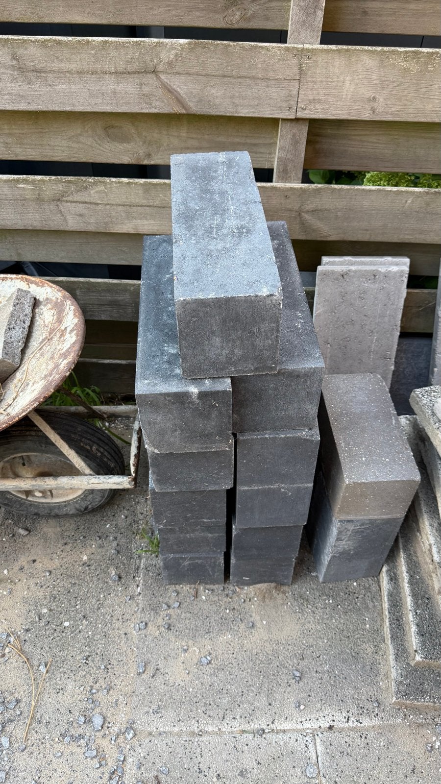 Gebruikte betontegels 50x20 cm, Ophalen, Gebruikt, Overige typen, 5 tot 10 m²