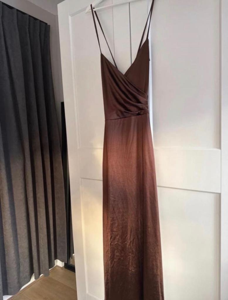 Bruine Galajurk van Roco Fashion (Maat 38), Kleding | Dames, Jurken, Bruin, Ophalen of Verzenden, Zo goed als nieuw, Maat 36 (S)