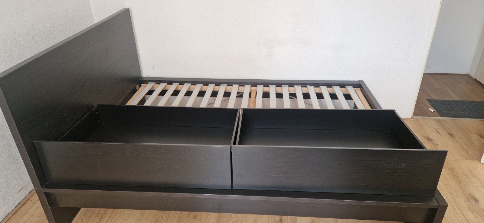 MOET ZSM WEG!! zwart bed ikea + lattenbodem + 2 lades 140  2, Zwart, Tweepersoons, Hout, 140 cm
