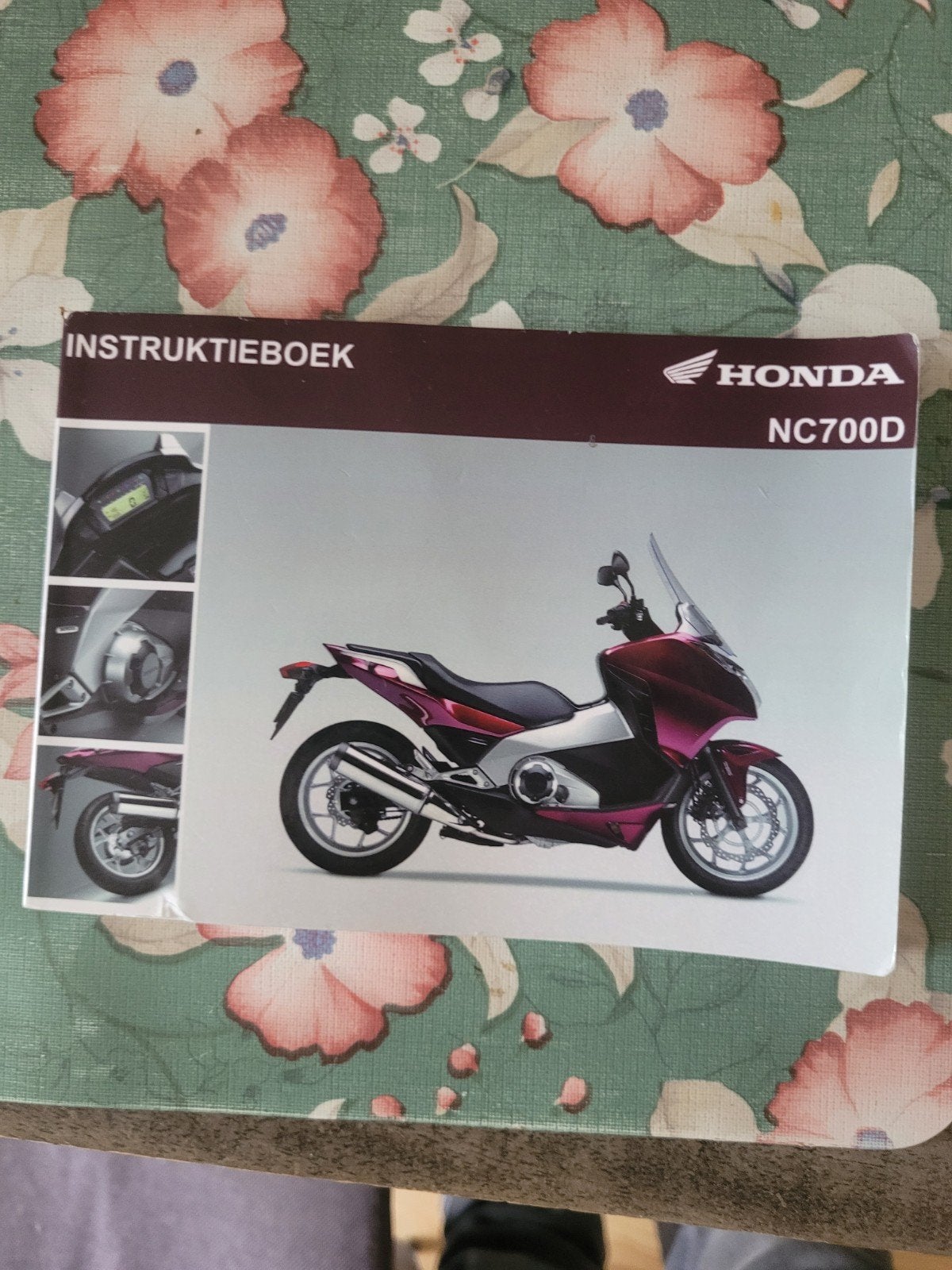 Honda NC700D Instructieboek - Origineel, Motoren, Ophalen of Verzenden