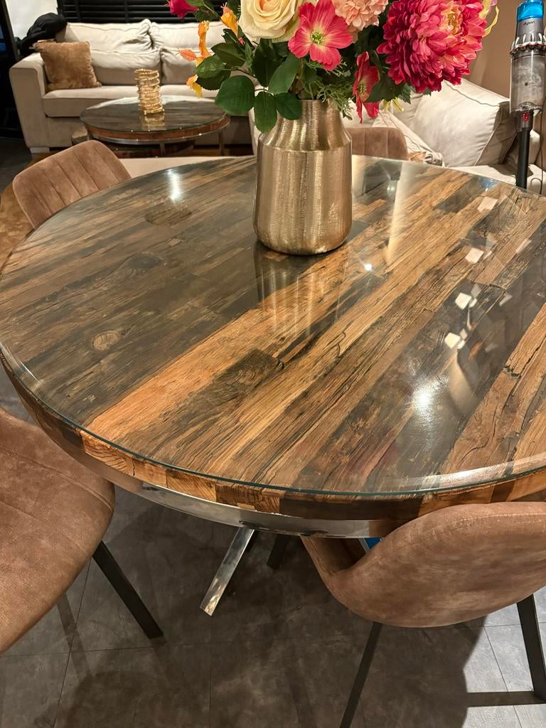 Ronde eettafel met 5 stoelen, Ophalen of Verzenden, Zo goed als nieuw, Eric kuster style, 4 tot 6 stoelen