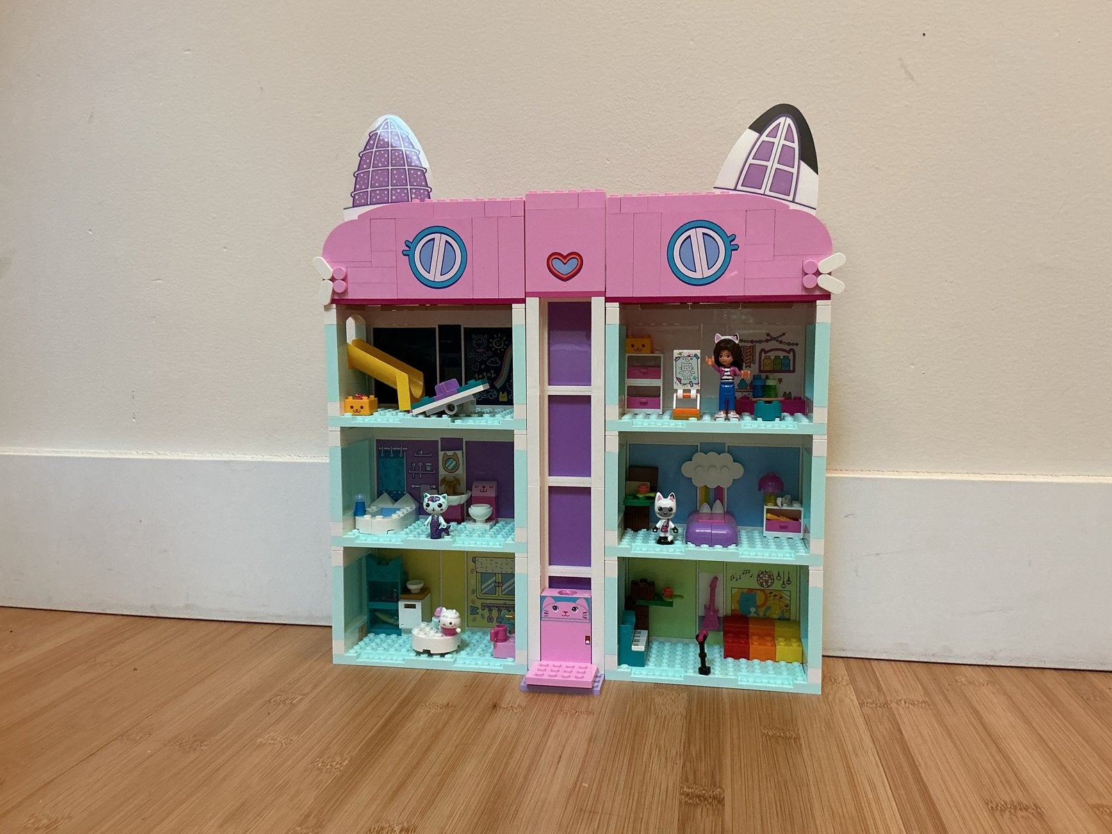 LEGO Gabby's Poppenhuis 10788 - Compleet op 1 accessoire na, Ophalen of Verzenden, Zo goed als nieuw