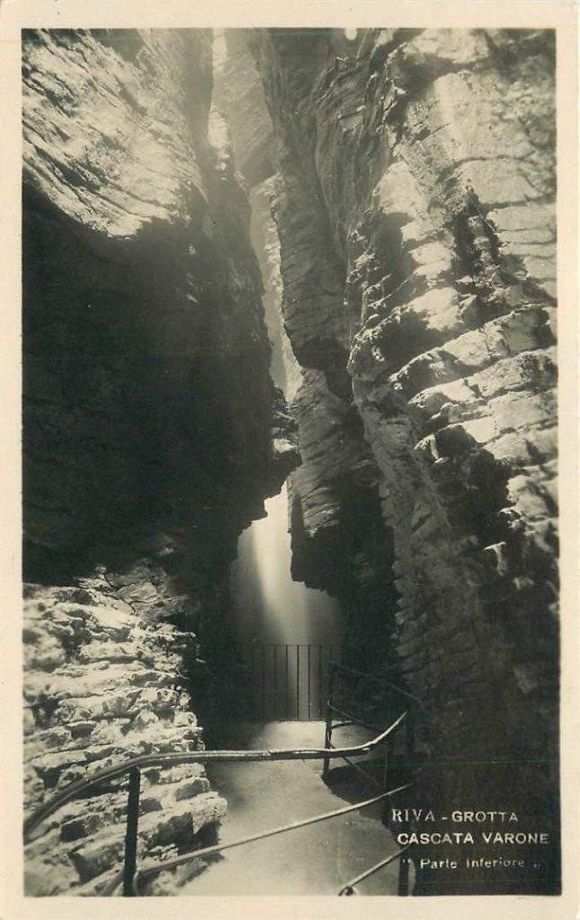 381-379-009 Riva-Grotta, Verzenden, Voor 1920, Frankrijk
