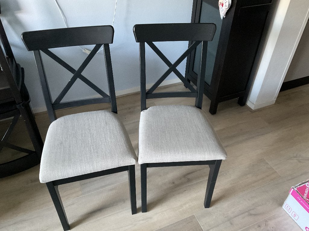 Stoelen, Huis en Inrichting, Stoelen, Gebruikt, Vier, Hout, Zwart, Ophalen