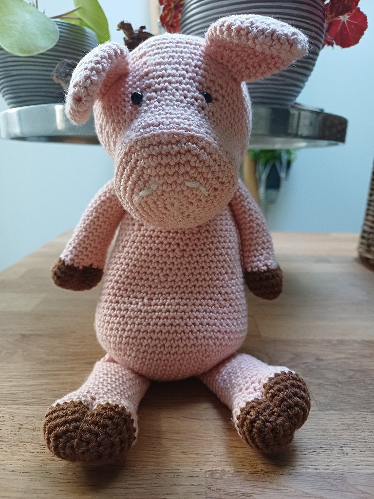 Nieuw: gehaakte knuffel Varken Gunnar (katoen), Overige merken, Overige karakters, Nieuw, Ophalen of Verzenden