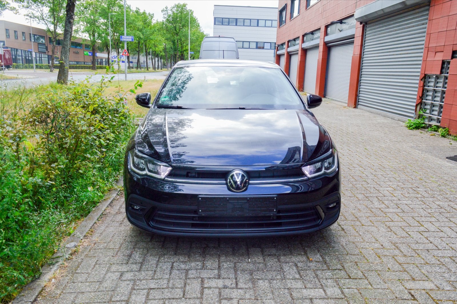 Volkswagen Polo 1.0 TSI 2026, Voorwielaandrijving, Zwart, Bedrijf, Handgeschakeld