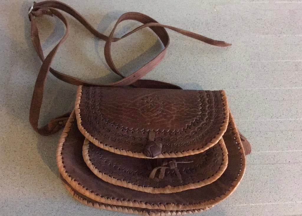 Superleuke lederen vintage schoudertas tas ibiza leer, Ophalen of Verzenden, Zo goed als nieuw, Bruin, Leer