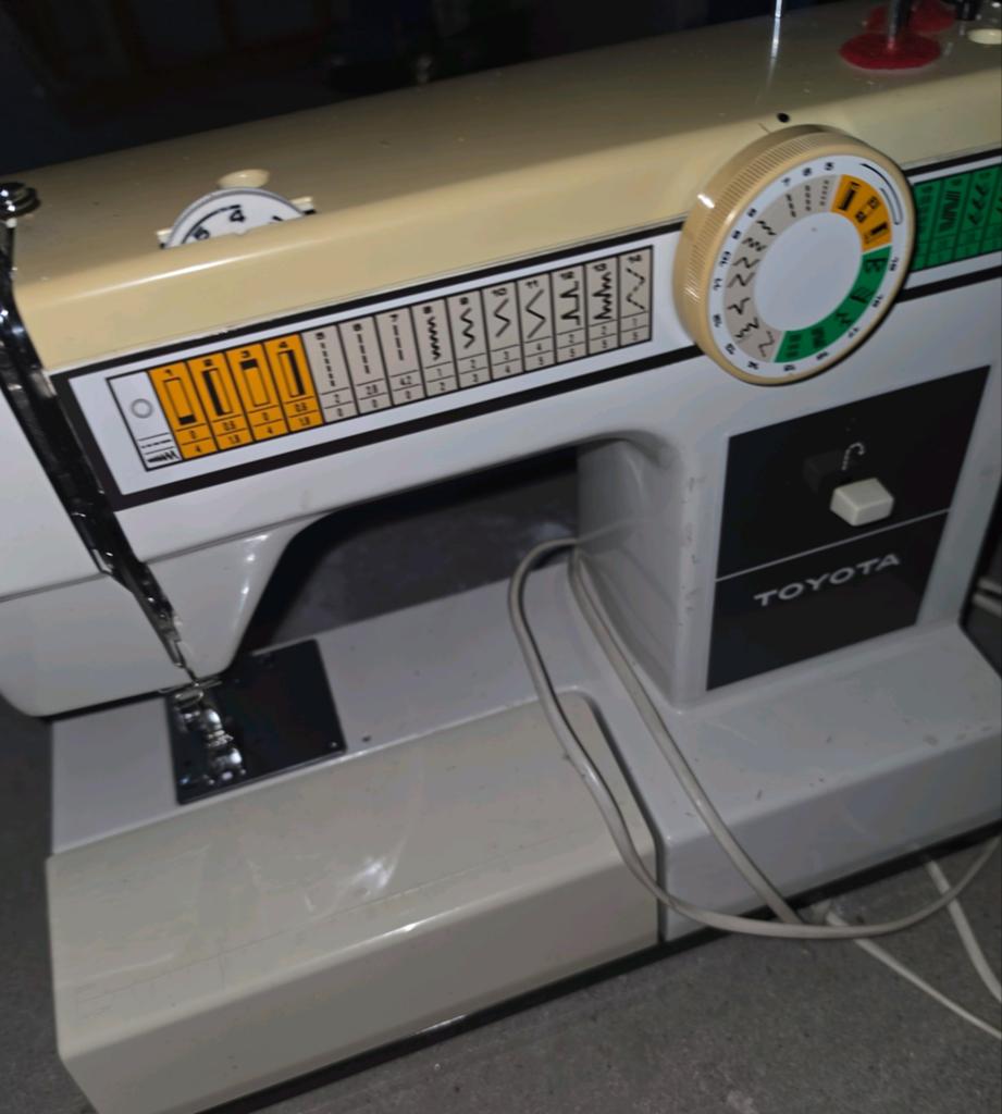 Vintage naaimachine met draaiknop, Antiek en Kunst, Ophalen of Verzenden