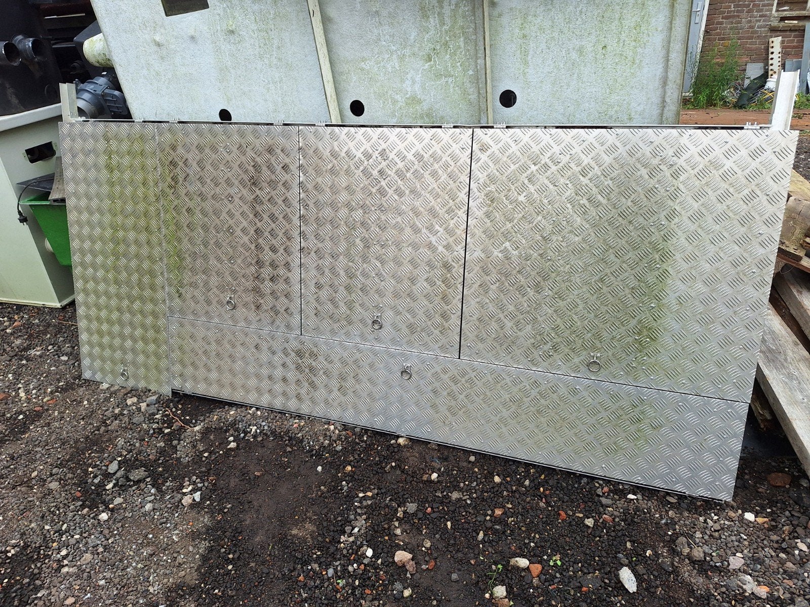 vijver filterpput deksel van aluminium met luiken zeer mooi, Ophalen, Gebruikt, Vijverfilter