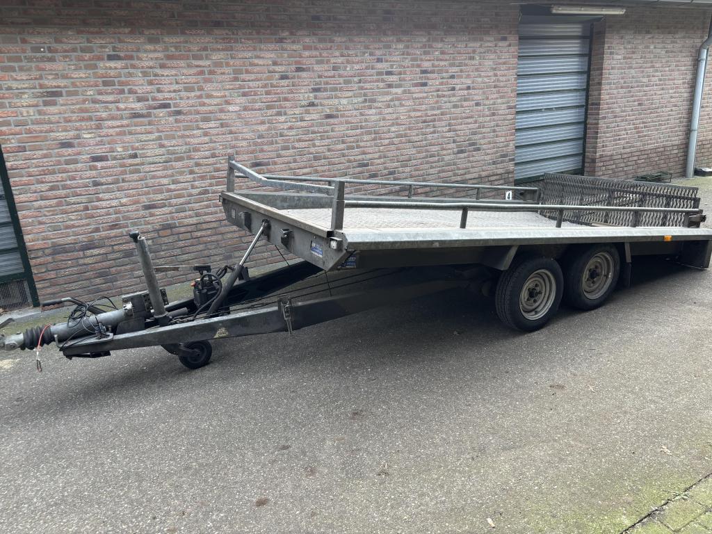 Hapert Machinetransporter oprijwagen aanhanger aanhangwagen, Gebruikt