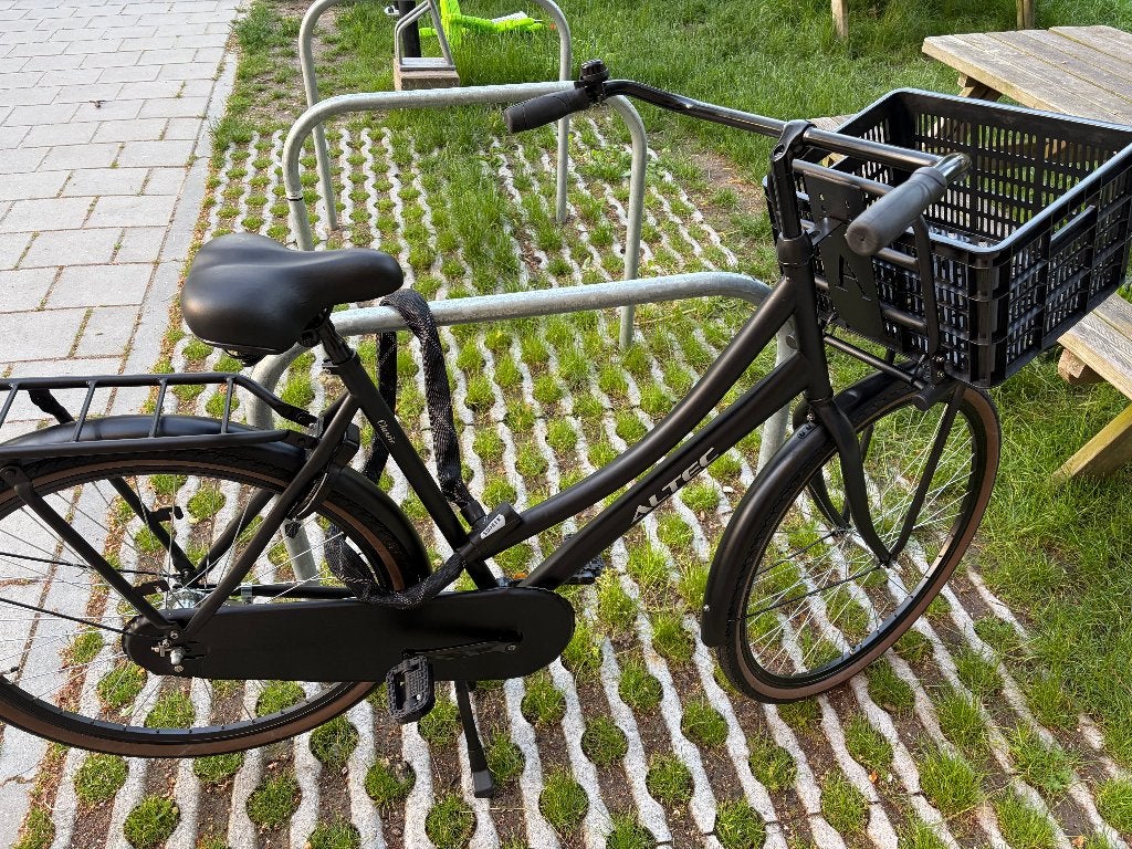 Altec Classic kleur zwart, Terugtraprem, Nieuw, 56 cm of meer, Ophalen