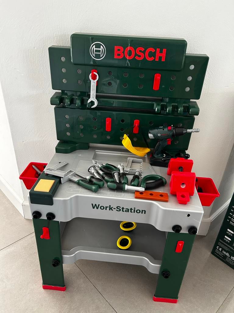 Bosch Work-Station speelgoed werkbank met accessoires, Ophalen, Gebruikt, Jongen of Meisje