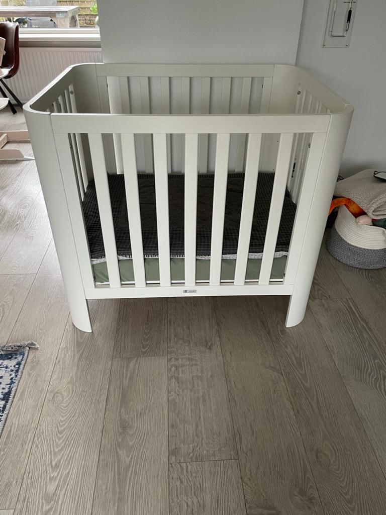 TWF Box Sofie Wit - Babybox, Kinderen en Baby's, Boxen, Gebruikt, Vierkant, In hoogte verstelbaar, Ophalen