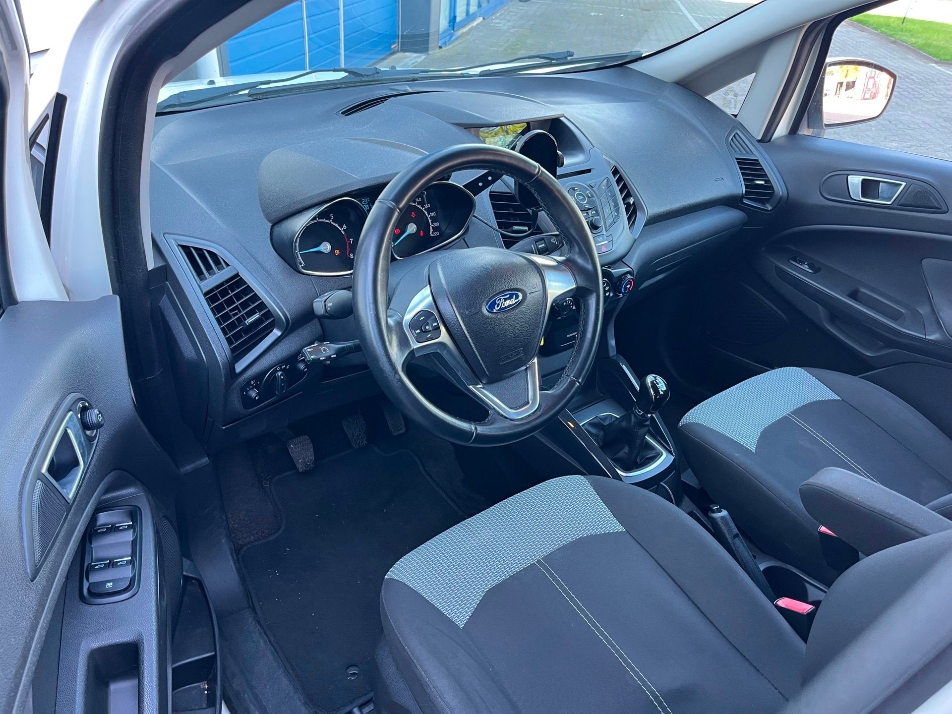 Ford EcoSport 1.0 125pk EcoBoost Trend / Cruise control/ Air, Voorwielaandrijving, Gebruikt, Ecosport, Wit