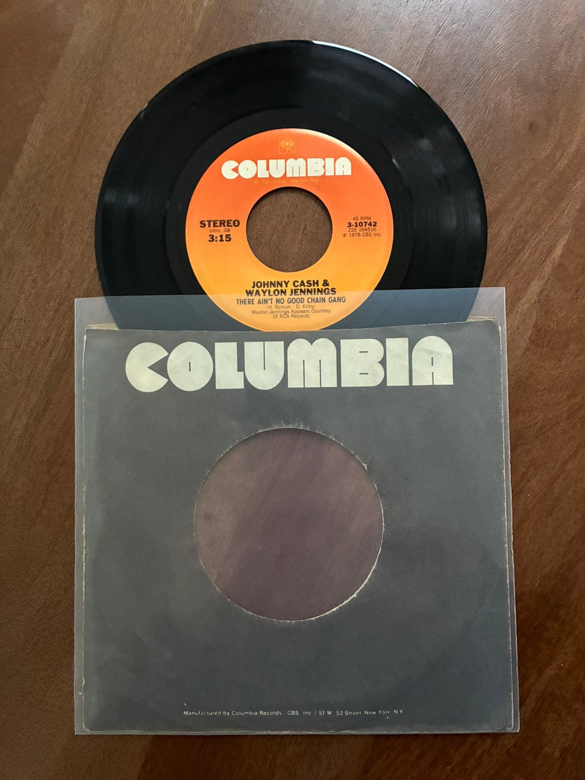 Johnny Cash & Waylon Jennings -There aint no good chain gang, Ophalen of Verzenden