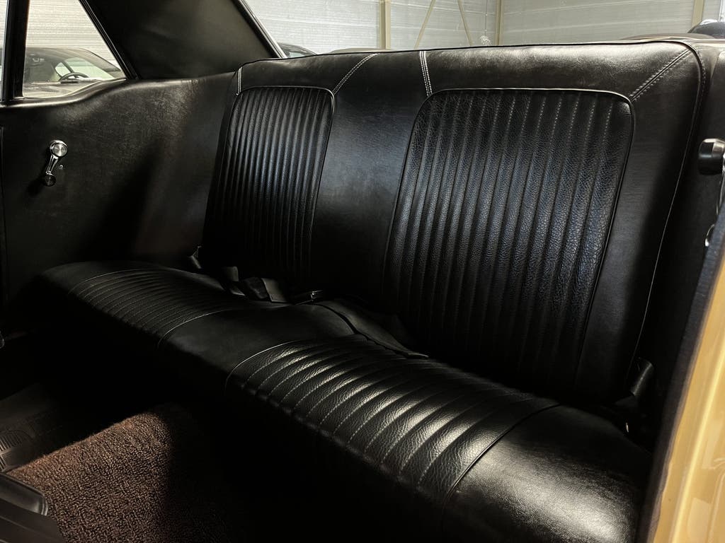 Ford Mustang Schijfremmen, Stuurbekrachtiging Automaat, foto 4
