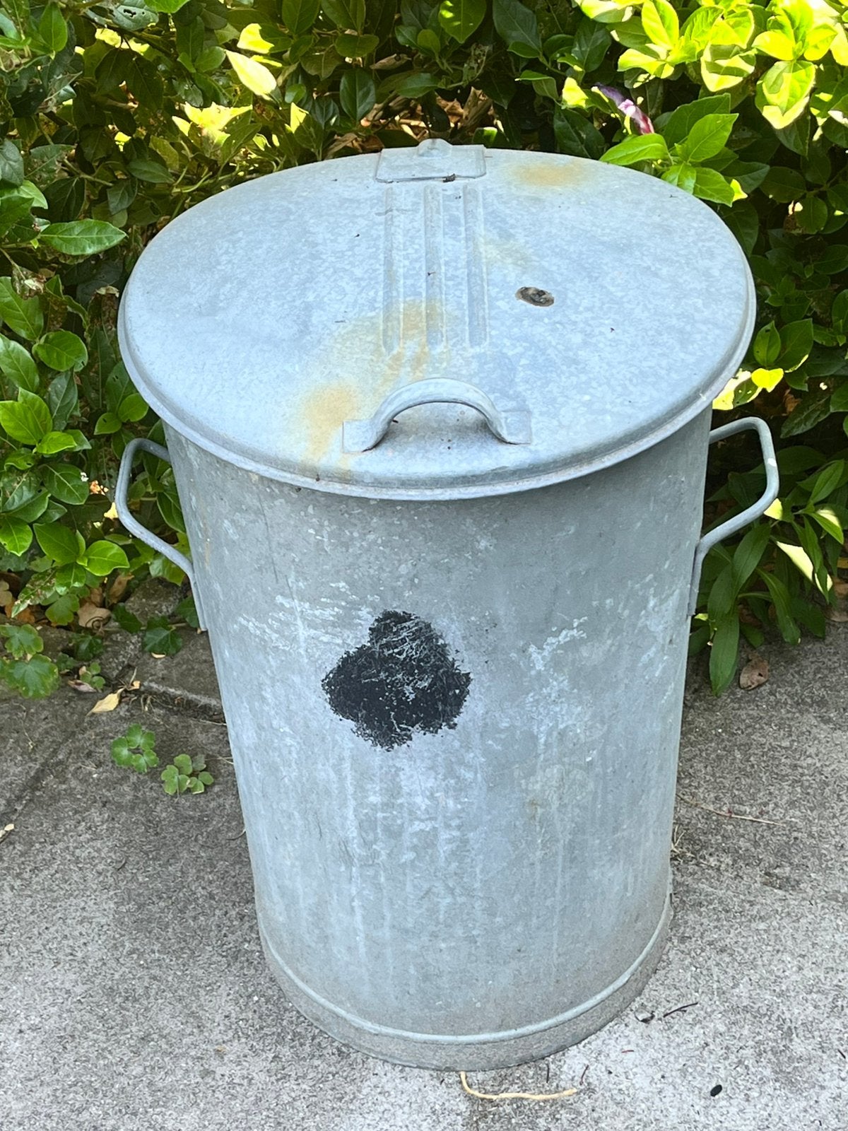 Vintage zinken vuilnisemmer met handgrepen in goede staat, 40 liter of meer, Ophalen, Zo goed als nieuw