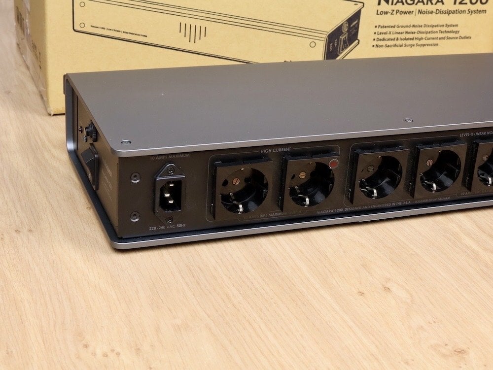 AudioQuest Niagara 1200 incl. NRG-Y3 stroomkabel, Ophalen, Zo goed als nieuw, Audio